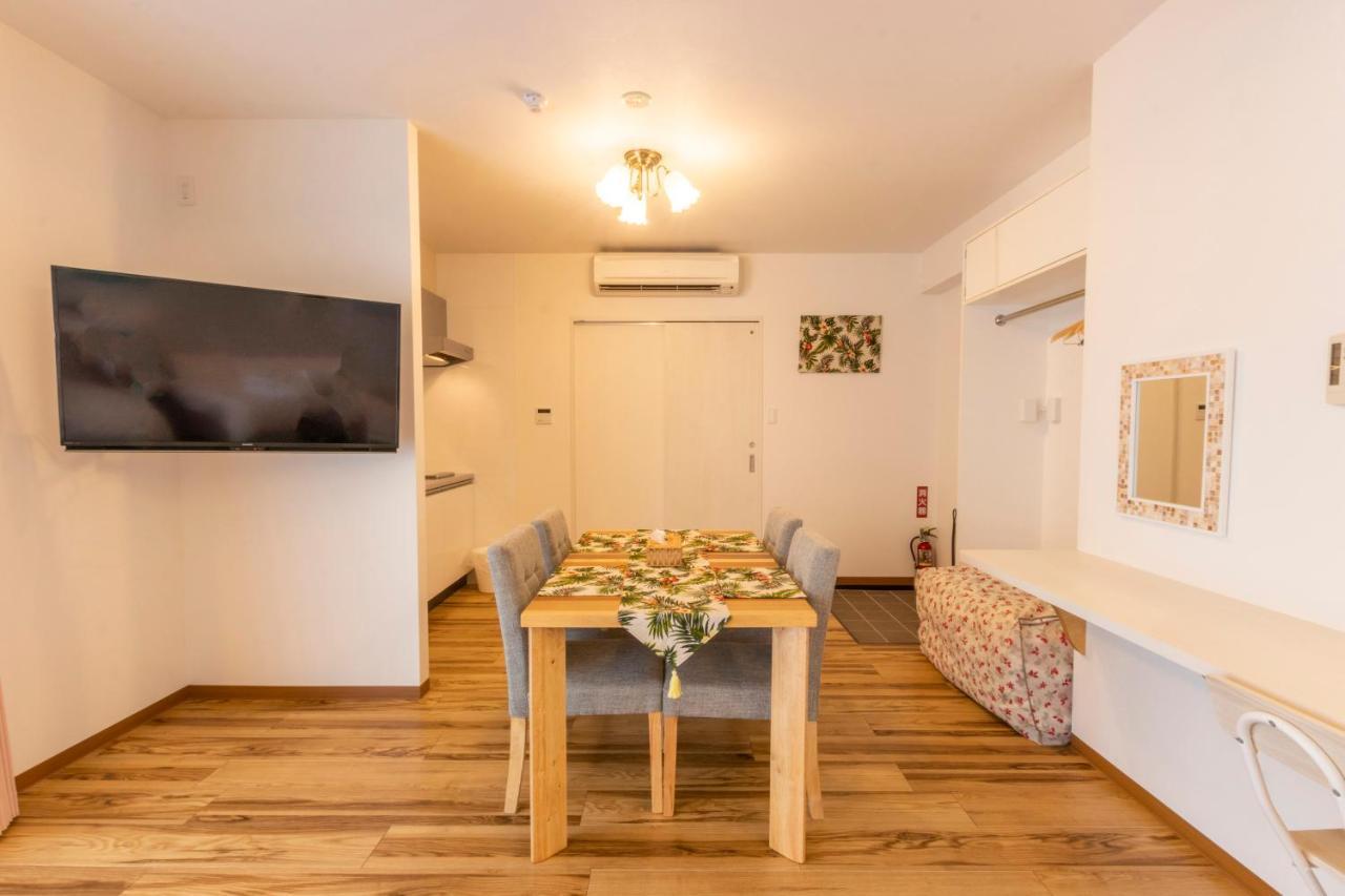 Hotel Houklea Nago Bagian luar foto